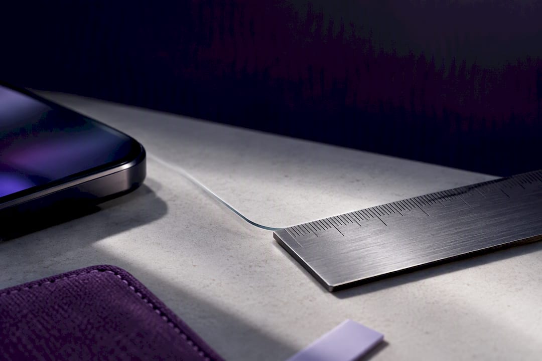 Ruler measuring an anonymous screen protector edge