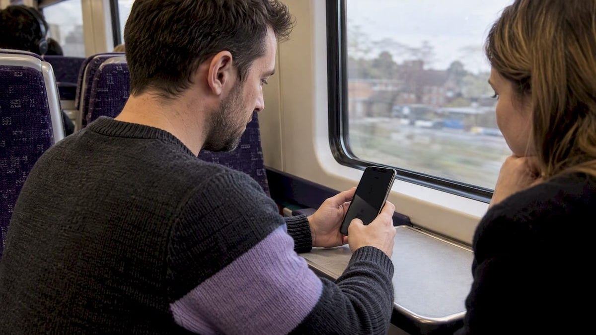 User testing a dim privacy screen