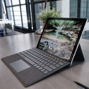 Surface Pro 8